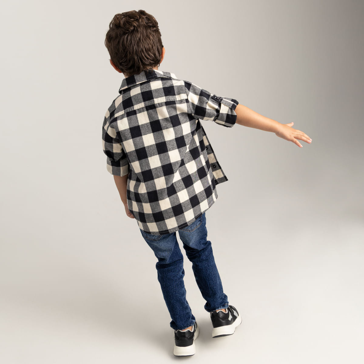long-sleeve-button-down-shirt-for-boy-41048571