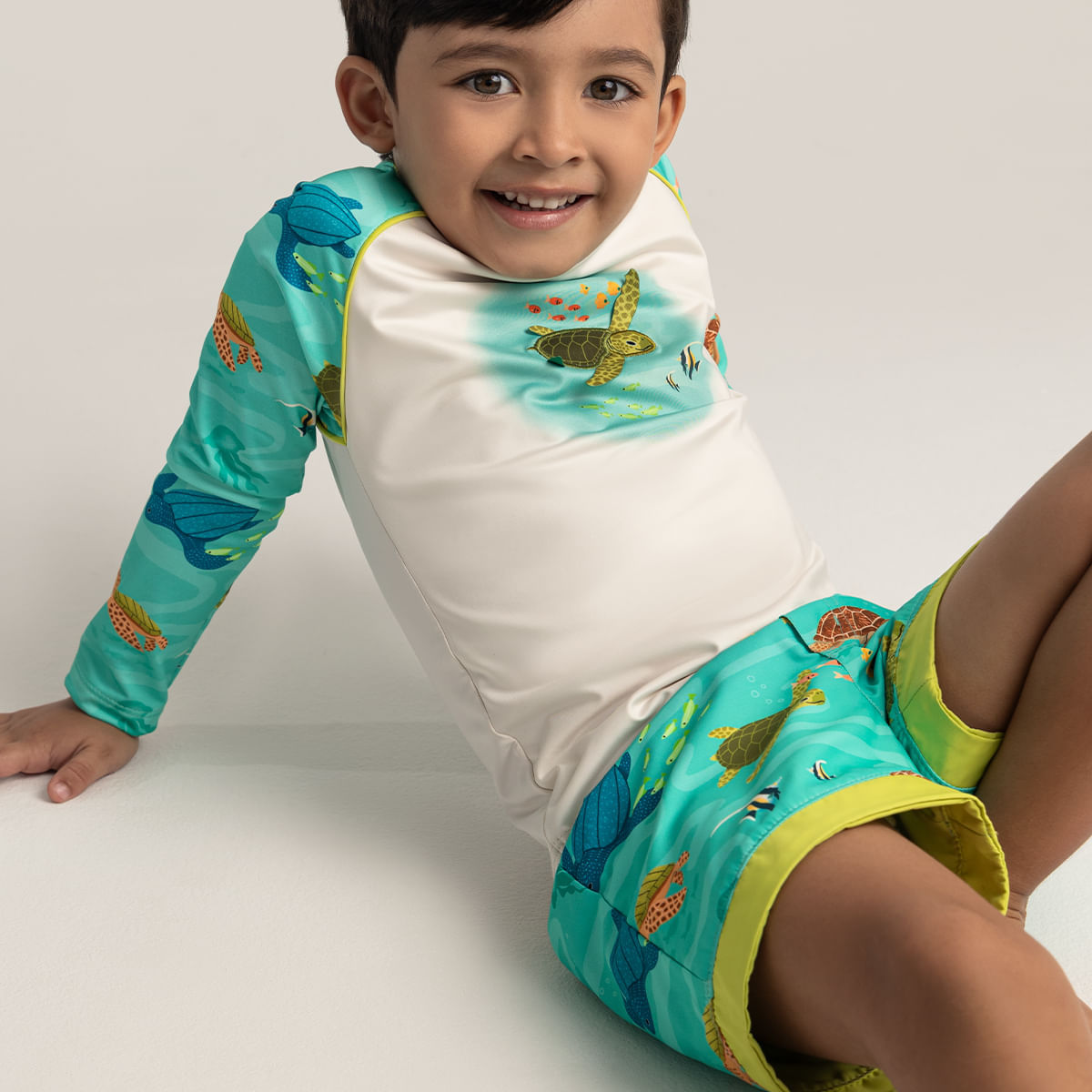 swim-trunks-for-boy-41059451