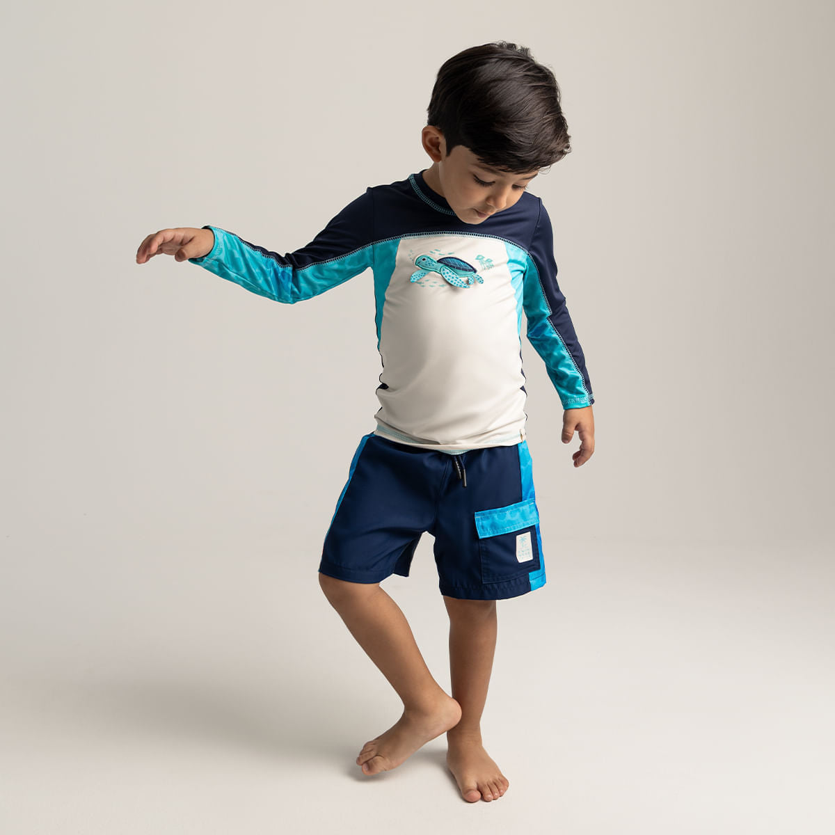 swim-trunks-for-boy-41059471