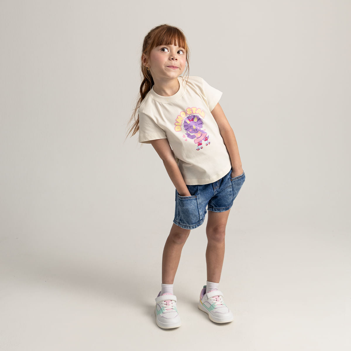 short-sleeve-t-shirt-for-girl-42245311