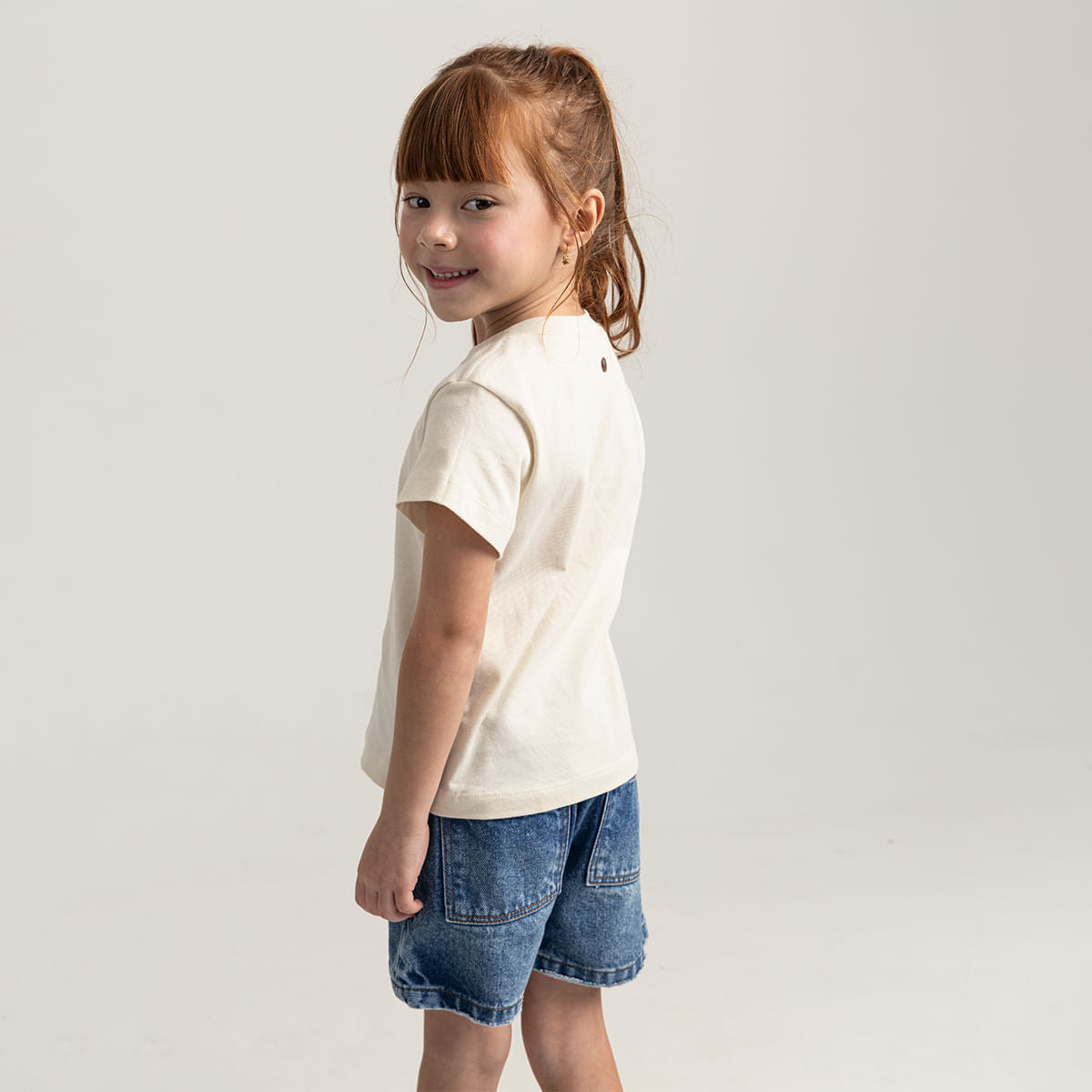 short-sleeve-t-shirt-for-girl-42245311