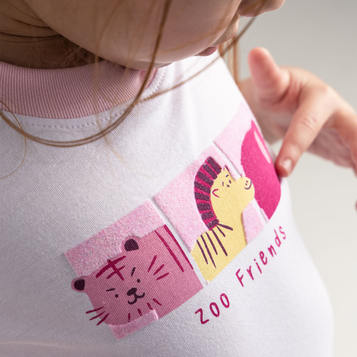 short-sleeve-t-shirt-for-girl-42245313