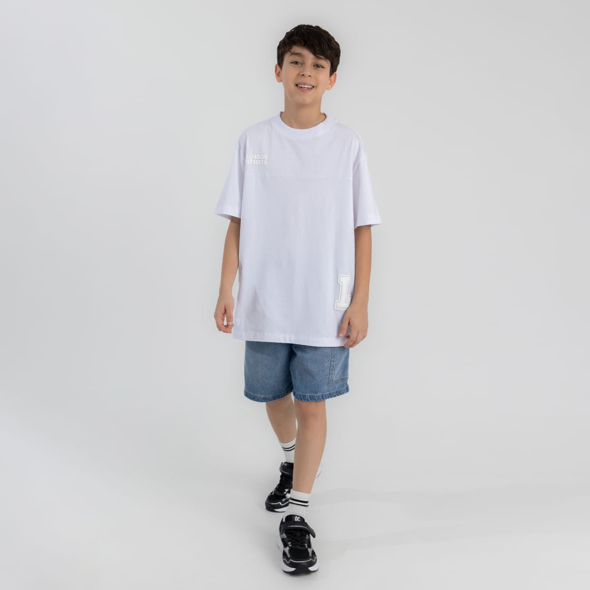 boy-short-sleeve-t-shirt-raised-graphic
