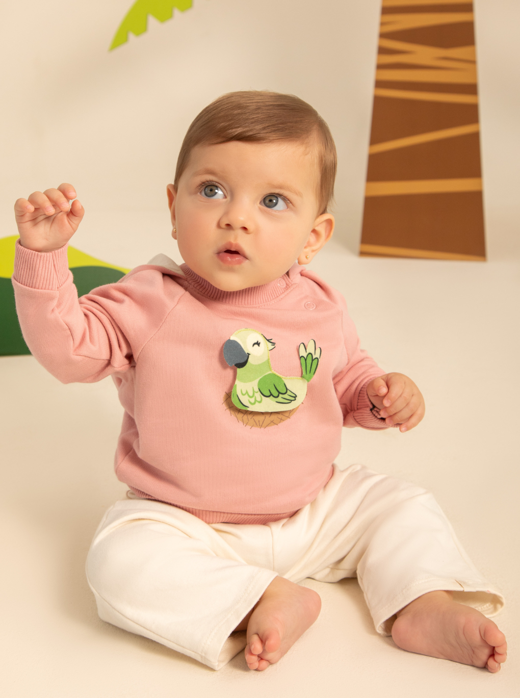 Pullover hoodie for baby girl